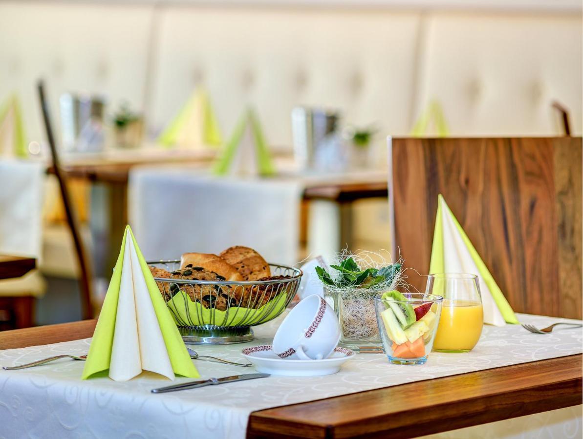 Garni Apparthotel St Valentin Сан-Валентіно-Алла-Мута Екстер'єр фото