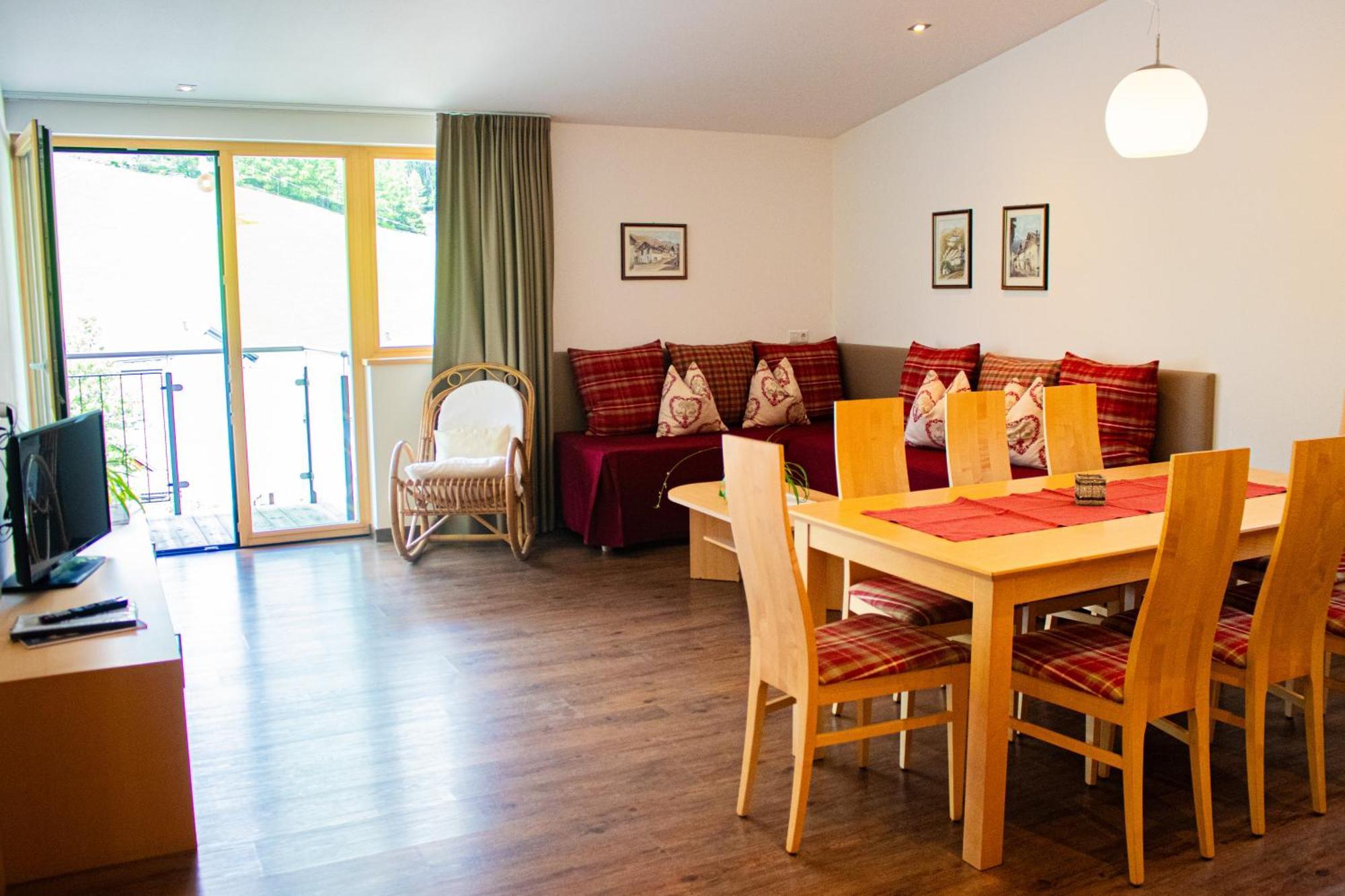 Garni Apparthotel St Valentin Сан-Валентіно-Алла-Мута Екстер'єр фото