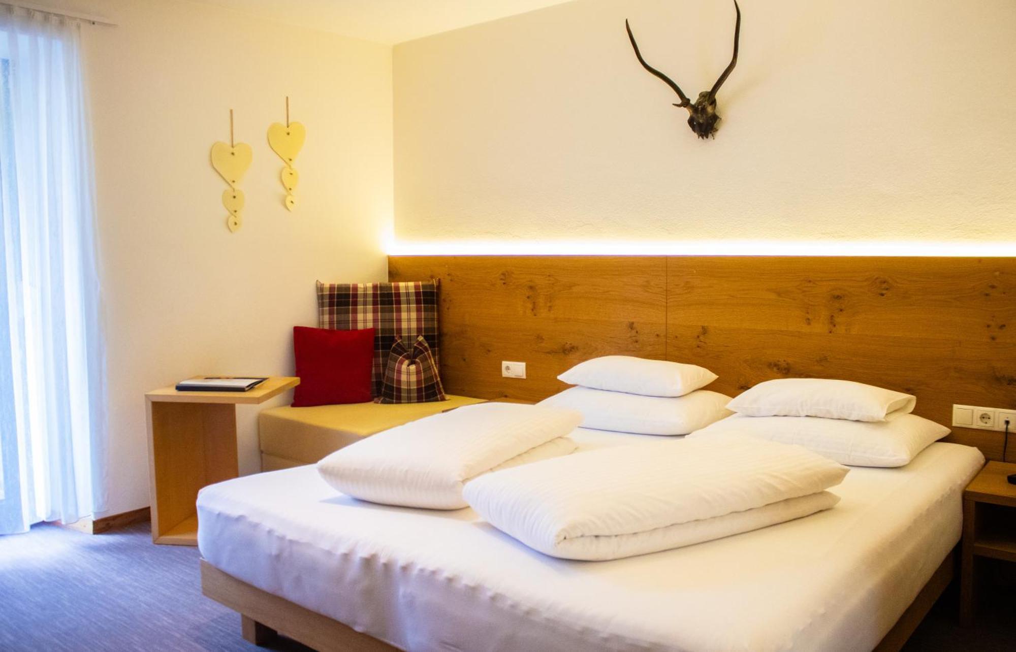 Garni Apparthotel St Valentin Сан-Валентіно-Алла-Мута Екстер'єр фото