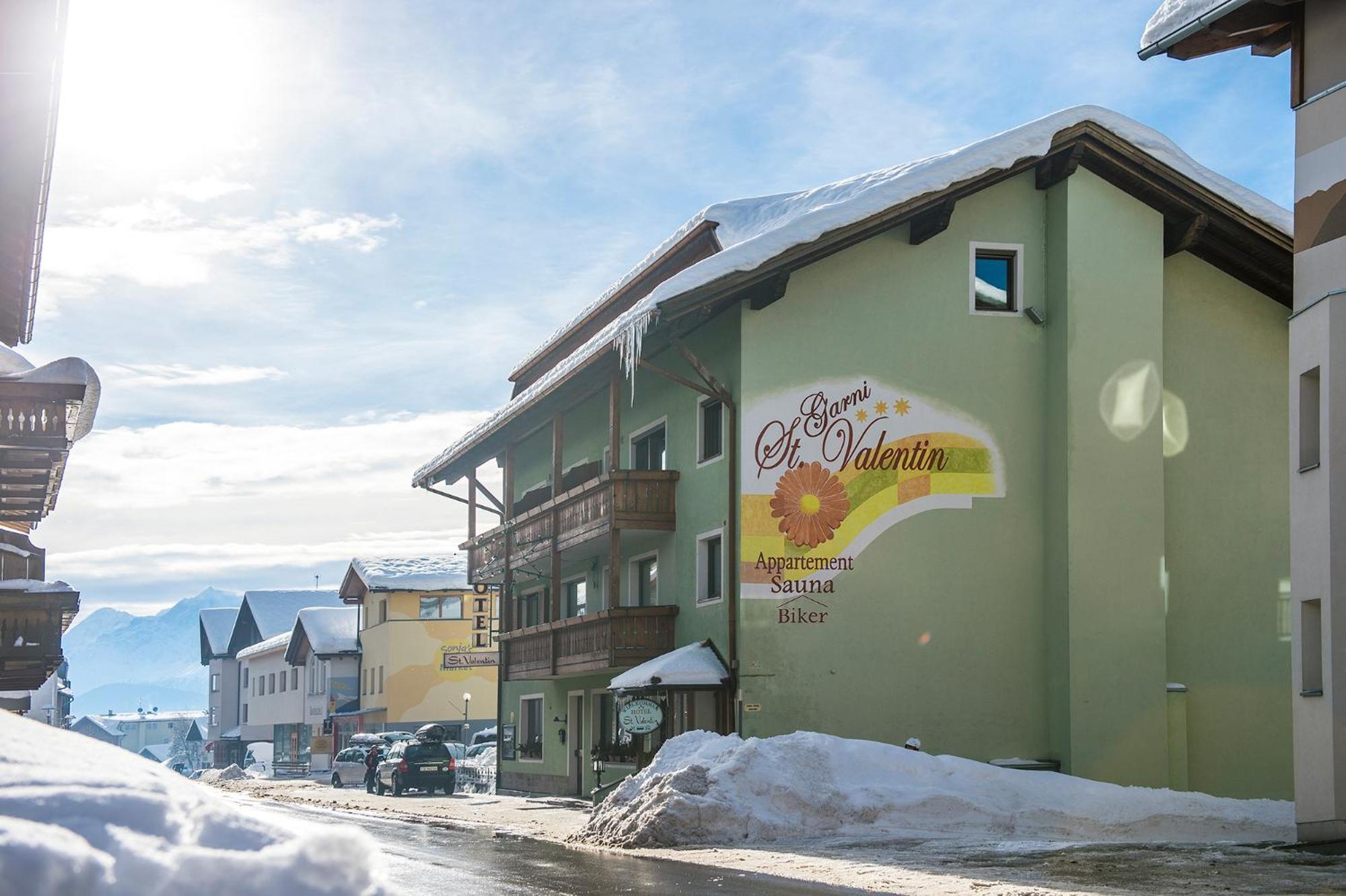Garni Apparthotel St Valentin Сан-Валентіно-Алла-Мута Екстер'єр фото